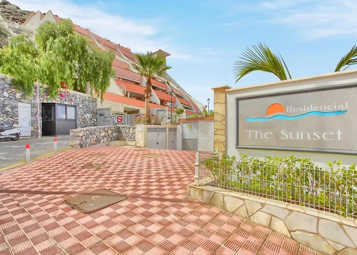 The Penthouse, Fabulous Sunset, Heated Pool, Fiber 아파트